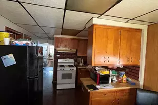 12328 S Carpenter St, Calumet Park, IL 60827 - Photo 10