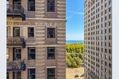 5 N Wabash Avenue #1201, Chicago, IL 60602 - Photo 32