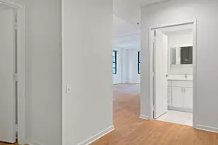 5 N Wabash Ave, Chicago, IL 60602 - Photo 30