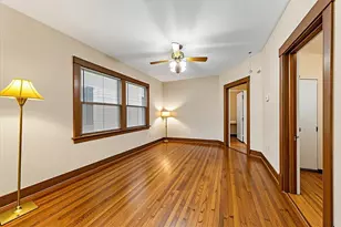 5021 W Irving Park Rd, Chicago, IL 60641 - Photo 12