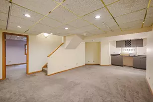 629 Dogleg Ln, Bartlett, IL 60103 - Photo 20