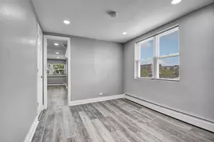 7409 W 63rd Pl, Summit, IL 60501 - Photo 12