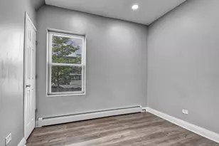 7409 W 63rd Pl, Summit, IL 60501 - Photo 10