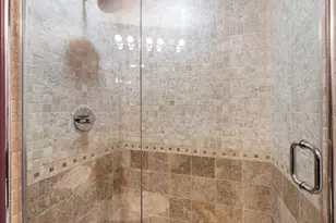 5601 N Sheridan Rd, Chicago, IL 60660 - Photo 10