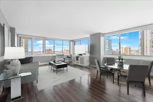 5601 N Sheridan Rd, Chicago, IL 60660 - Photo 2