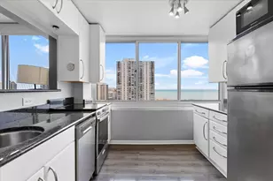 5601 N Sheridan Rd, Chicago, IL 60660 - Photo 4