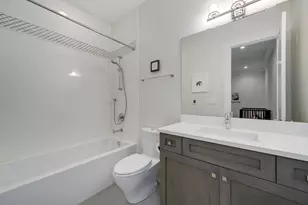 1823 N Bissell St, Chicago, IL 60614 - Photo 34