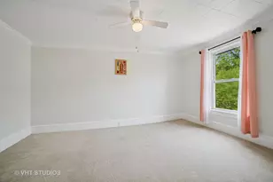 558 N Crystal St, Elgin, IL 60123 - Photo 12