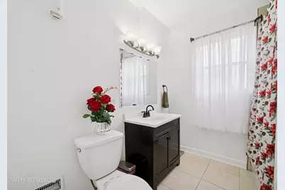 558 N Crystal Street, Elgin, IL 60123 - Photo 10