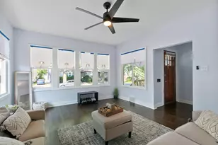 10037 S State St, Chicago, IL 60628 - Photo 2