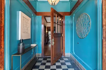 5638 S Woodlawn Avenue, Chicago, IL 60637 - Photo 2