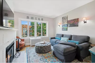 [Address not provided], Evanston, IL 60202 - Photo 4