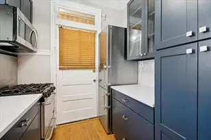 [Address not provided], Evanston, IL 60202 - Photo 10