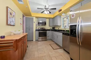 9198 S Rd, Palos Hills, IL 60465 - Photo 8