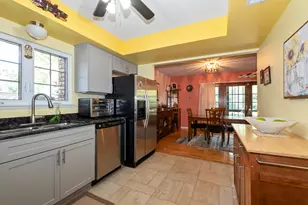 9198 S Rd, Palos Hills, IL 60465 - Photo 10