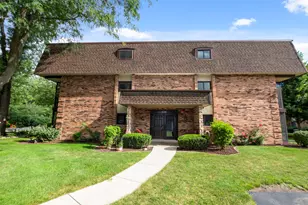 9198 S Rd, Palos Hills, IL 60465 - Photo 2