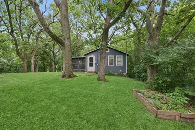38554 N Lincoln Avenue, Spring Grove, IL 60081 - Photo 2