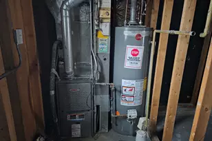 16749 Meadowdale Dr, Oak Forest, IL 60452 - Photo 12