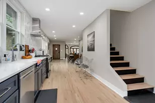 6739 N Rockwell St, Chicago, IL 60645 - Photo 16