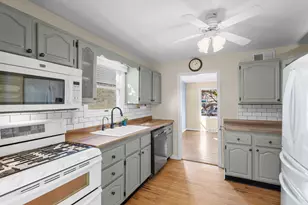 6901 Church St, Morton Grove, IL 60053 - Photo 6