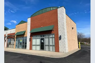 7020 Huntley Road #8, Carpentersville, IL 60110 - Photo 1