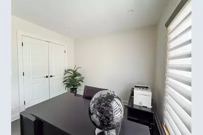 1052 Margret Street, Des Plaines, IL 60016 - Photo 18