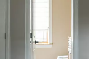 1052 Margret St, Des Plaines, IL 60016 - Photo 30