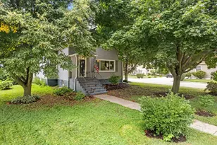 2001 3rd St, Peru, IL 61354 - Photo 4