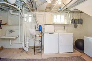 410 N Mclean St, Bloomington, IL 61701 - Photo 30