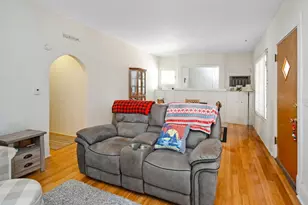 410 N Mclean St, Bloomington, IL 61701 - Photo 8