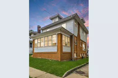 410 N McLean Street, Bloomington, IL 61701 - Photo 1