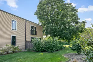 1477 S County Farm Rd, Wheaton, IL 60189 - Photo 24