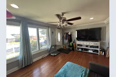 5810 S Austin Avenue, Chicago, IL 60638 - Photo 2