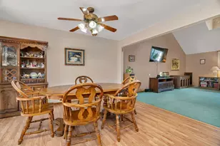 1807 Sunset Ln, Morris, IL 60450 - Photo 8