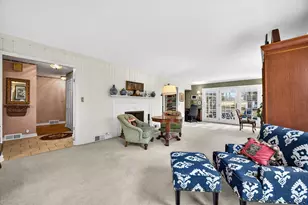 17 Sunset Rd, Bloomington, IL 61701 - Photo 6