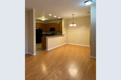 266 Springbrook Trail S, Oswego, IL 60543 - Photo 4