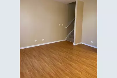 266 Springbrook Trail S, Oswego, IL 60543 - Photo 2
