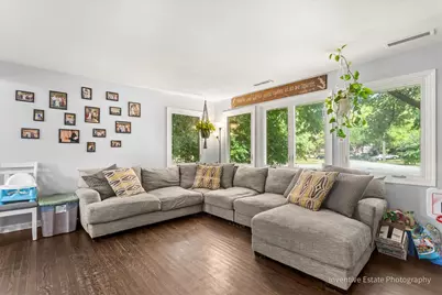 18530 Stedhall Road, Homewood, IL 60430 - Photo 2