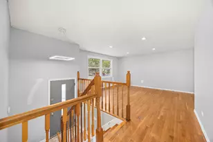 3425 Birchwood Dr, Hazel Crest, IL 60429 - Photo 10