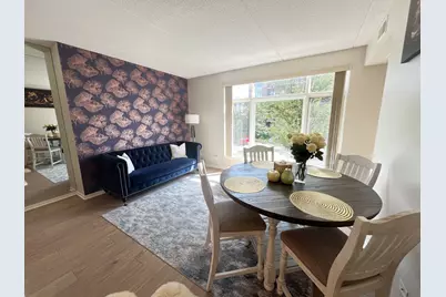 855 E 22nd Street #206, Lombard, IL 60148 - Photo 2