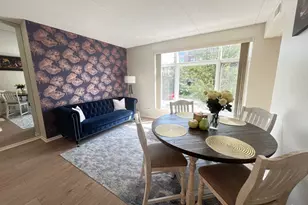 855 E 22nd St, Lombard, IL 60148 - Photo 2