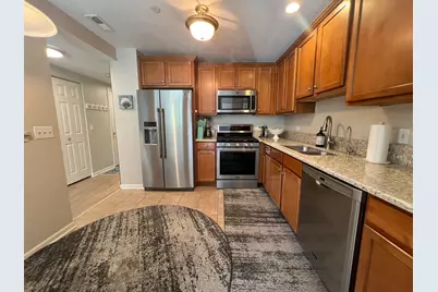 855 E 22nd Street #206, Lombard, IL 60148 - Photo 6