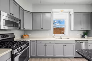 133 W Palatine Rd, Palatine, IL 60067 - Photo 6