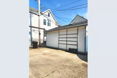 2025 N Sawyer Avenue, Chicago, IL 60647 - Photo 6