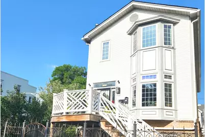 2025 N Sawyer Avenue, Chicago, IL 60647 - Photo 2