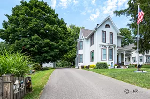 601 Franklin St, Scales Mound, IL 61075 - Photo 2