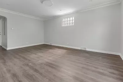 8647 S Kingston Avenue, Chicago, IL 60617 - Photo 14