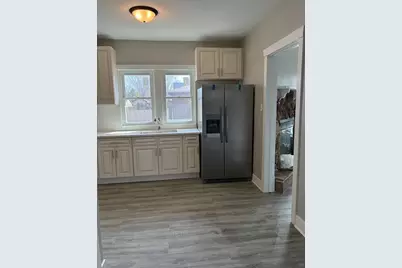 124 S Raynor Avenue, Joliet, IL 60436 - Photo 8