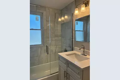 124 S Raynor Avenue, Joliet, IL 60436 - Photo 10