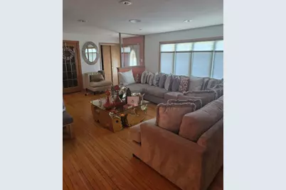 9456 S Calumet Avenue, Chicago, IL 60619 - Photo 2